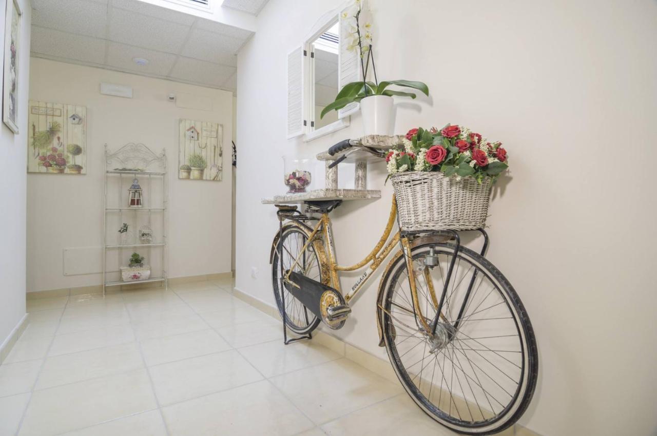 Bed and Breakfast La Vecchia Fontana Del Convento Giulianova Exterior foto