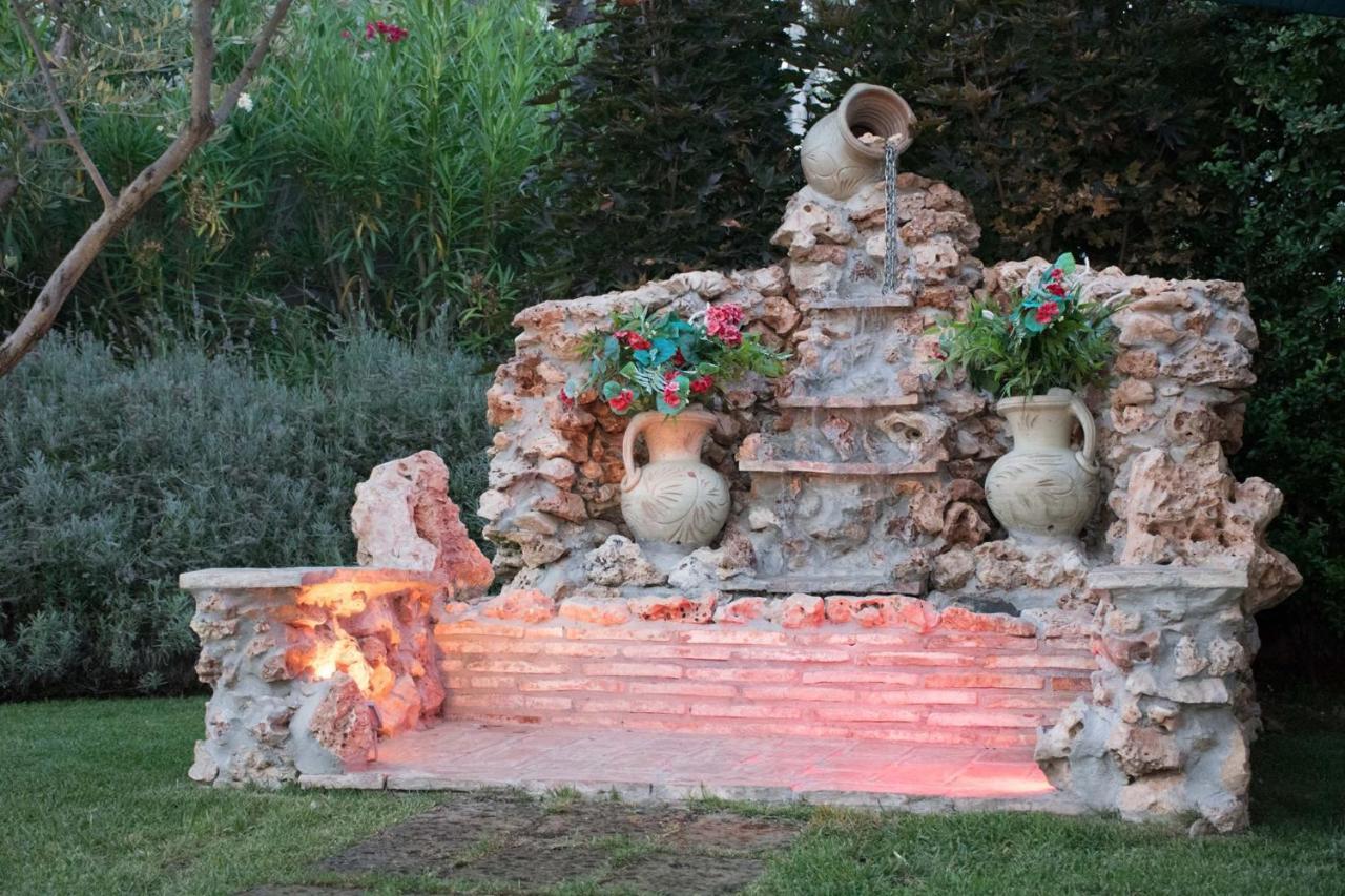 Bed and Breakfast La Vecchia Fontana Del Convento Giulianova Exterior foto