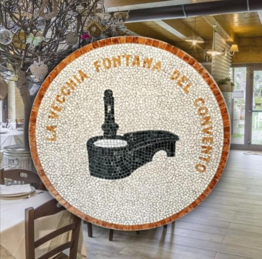 Bed and Breakfast La Vecchia Fontana Del Convento Giulianova Exterior foto