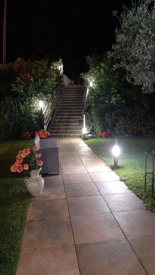 Bed and Breakfast La Vecchia Fontana Del Convento Giulianova Exterior foto